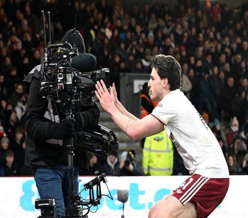 篮球胜利喜,约翰逊独揽,分助力球队,开云体育,开云体育官网,开云体育app,开云体育平台,KAIYUN,SPORTS,kaiyun登录入口